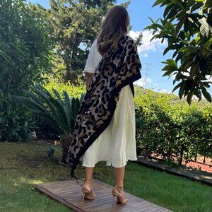 Premium Turkish Cashmere Blend Scarf – Bold Leopard Prints in Black